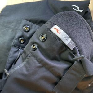 KJUS vector ski/snow pants with attached suspenders (youth 164/ US 16)